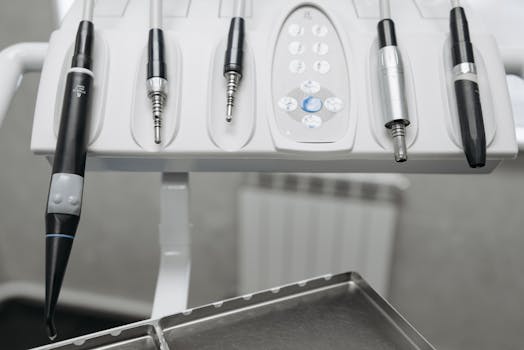 É possível fazer implante dentário após a extração? Confira!